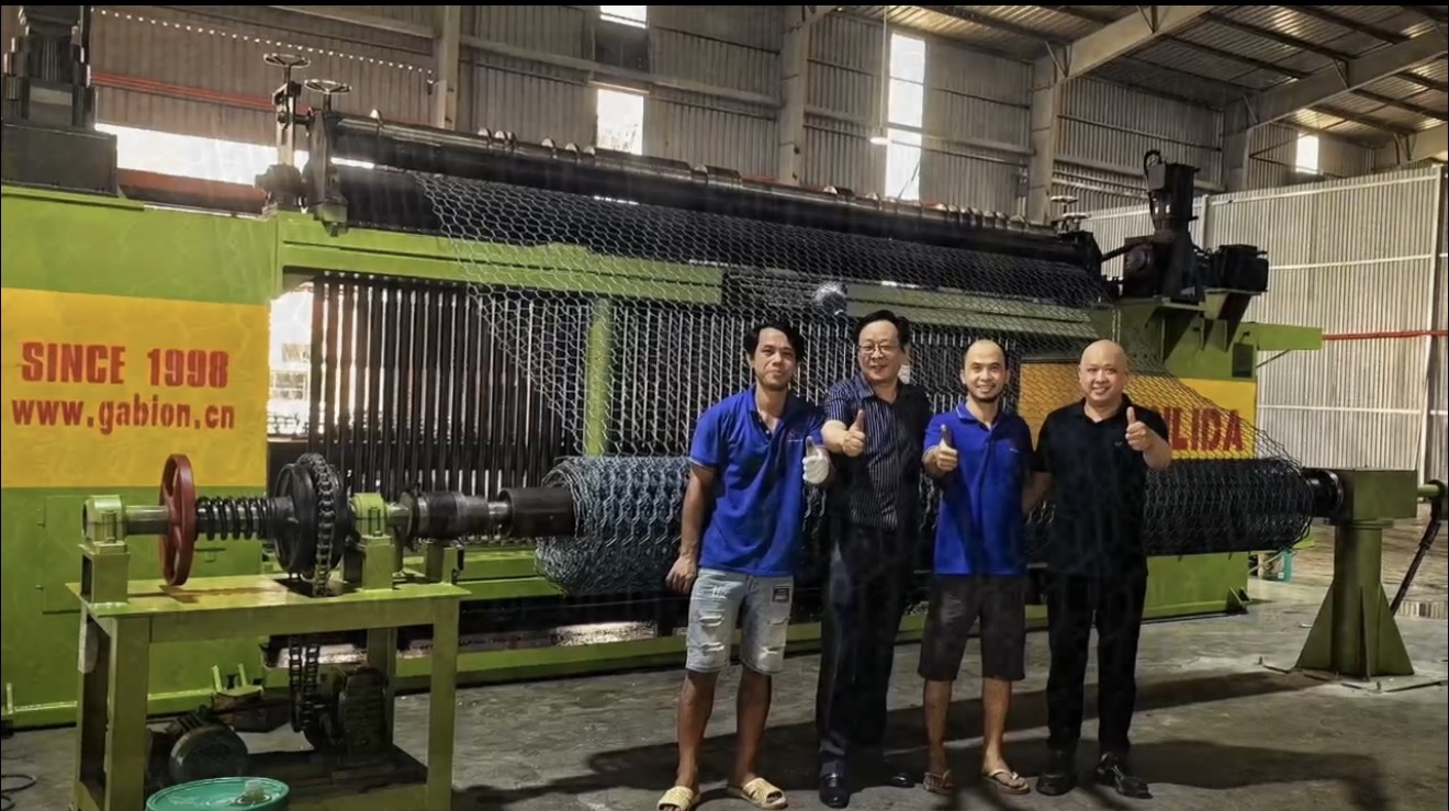 Latest company blogs about JINLIDA CNC Gabion Mesh Machine Enters Vietnam Market Again | High-Speed Gabion Production Solution