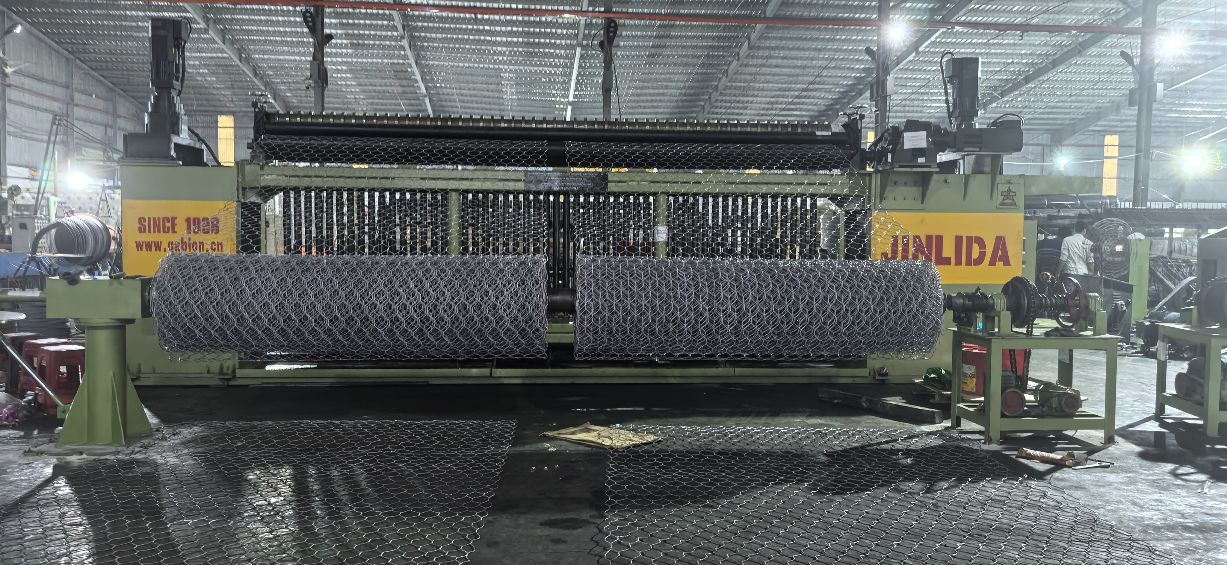 Latest company blogs about Why Do Some Gabion Mesh Machines Perform Well at First but Fail Later?