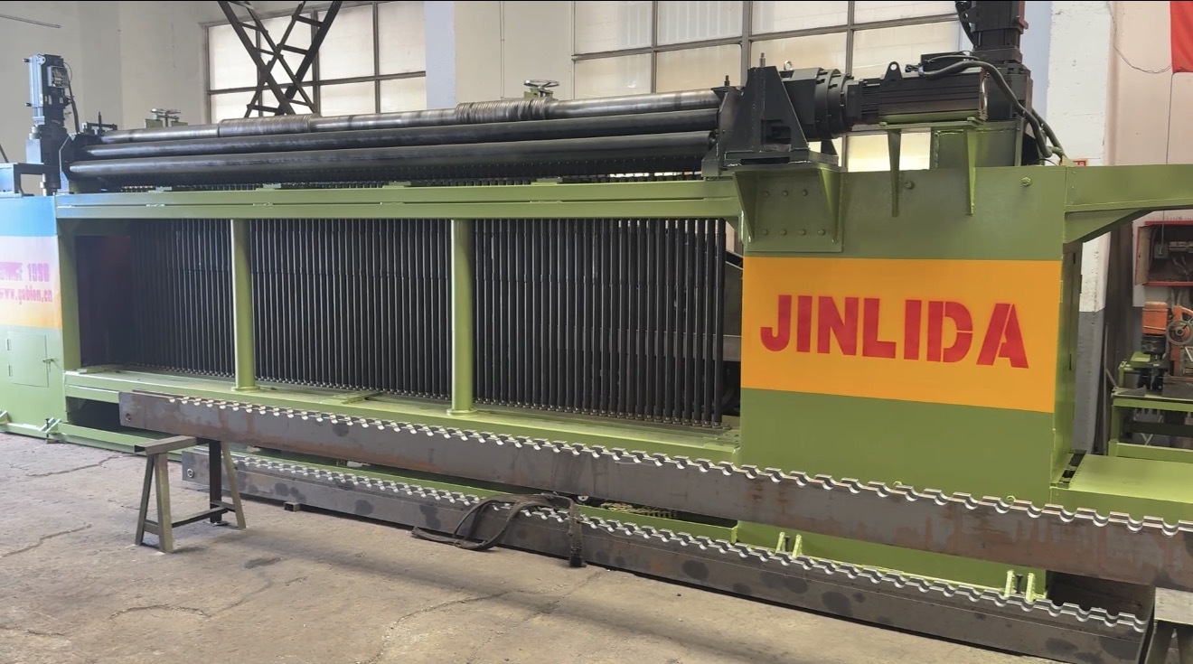 Latest company blogs about JINLIDA 5300mm CNC Gabion Mesh Machine | High-Speed Automatic Gabion Production Equipment for River Protection, Slope St