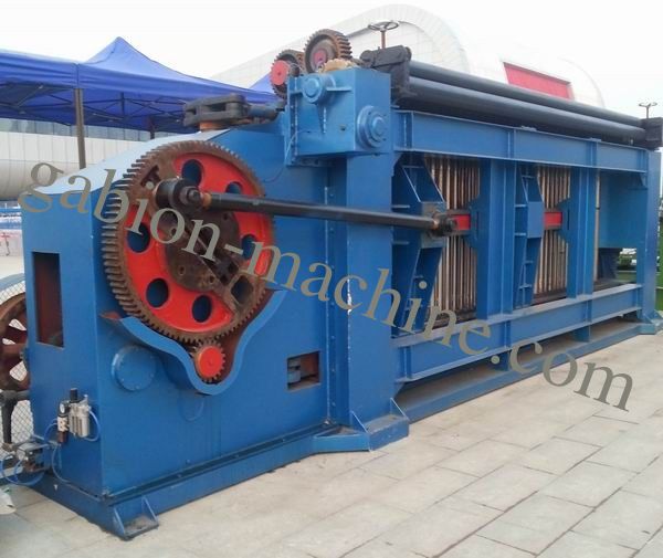 Double Twist Gabion Machine 60mm x 80mm With Automatic Oil System , SGS / TUV