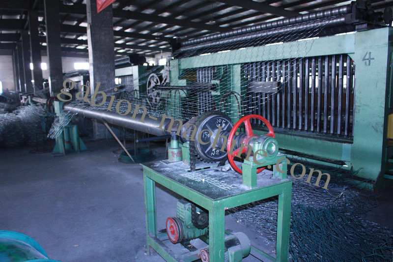 Double Twist Hexagonal Mesh Machine 80mm x 100mm For Oil And Construction
