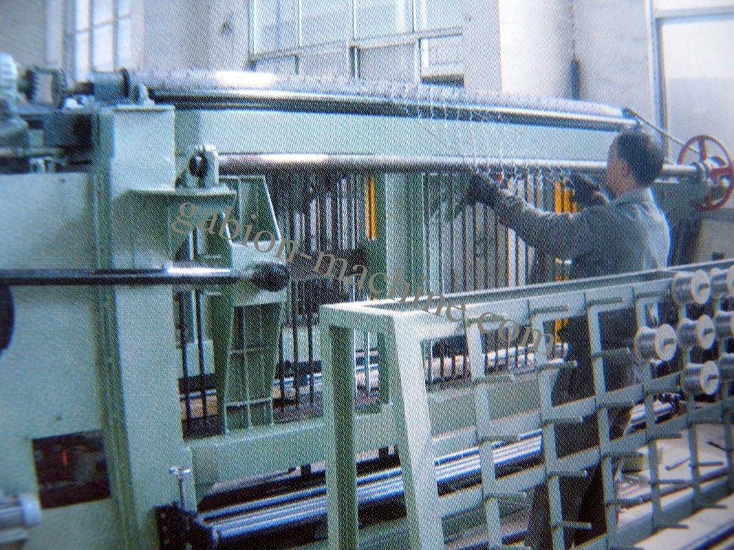 Automatic Hexagonal Wire Netting Machine 1200mm Width , Gabion Mesh Machine